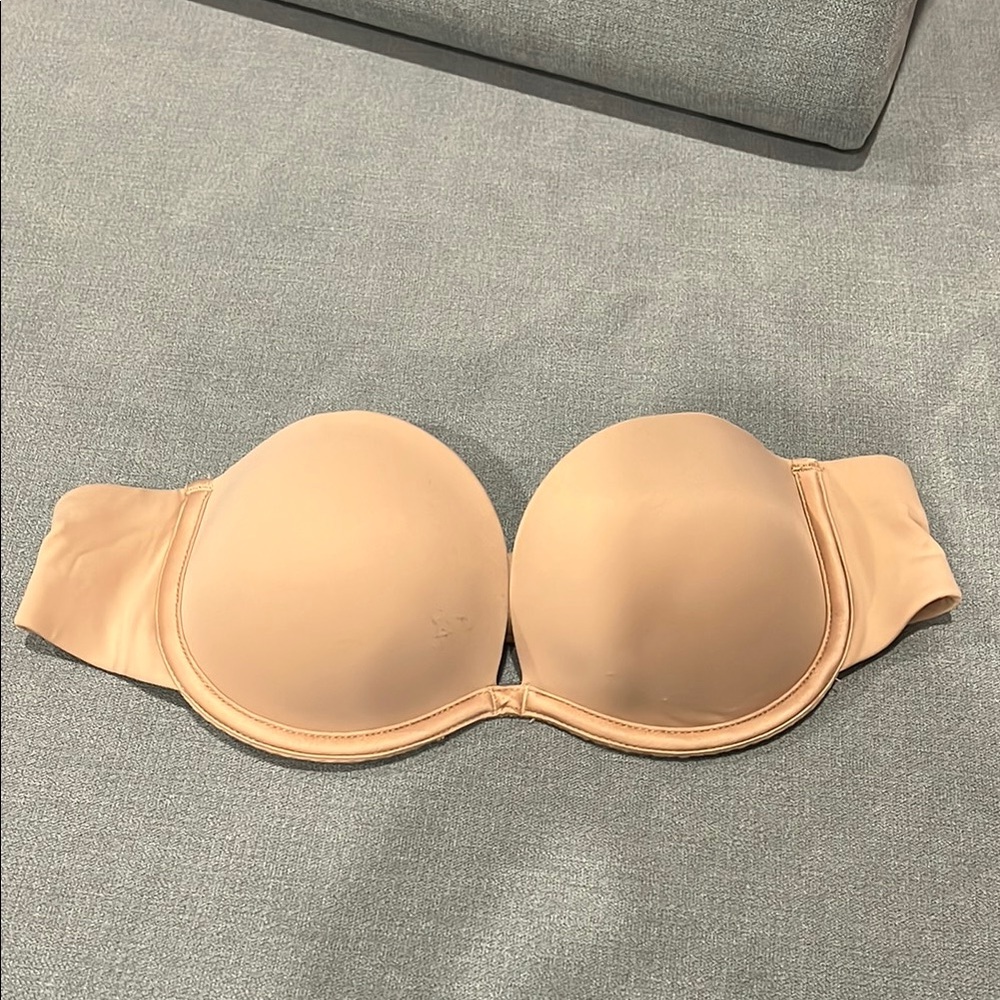 La SENZA Cream Strapless Bra Seamless Molded Cups Comfortable Fit